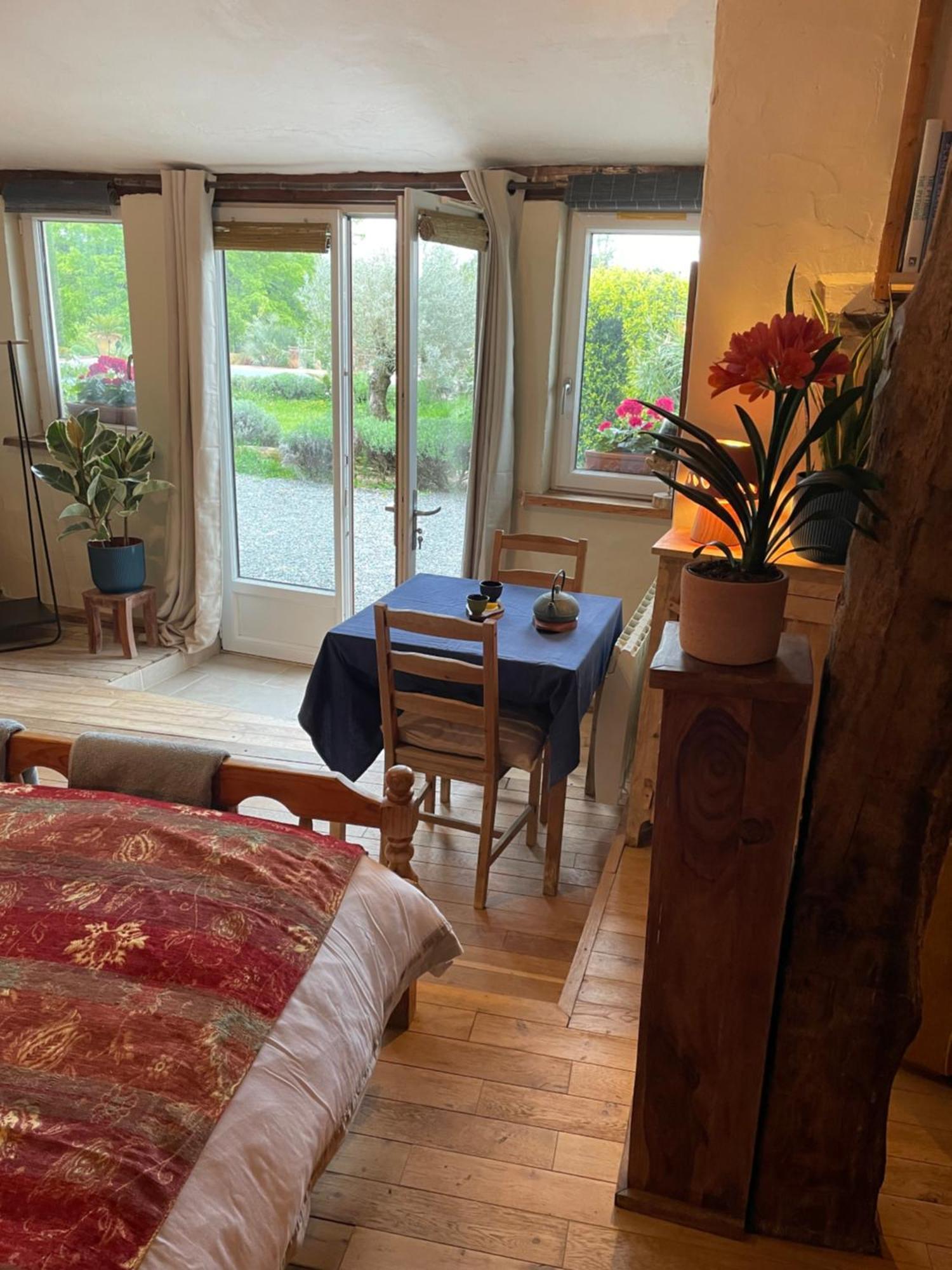Delightful French Rustic Studio Jumilhac-le-Grand エクステリア 写真