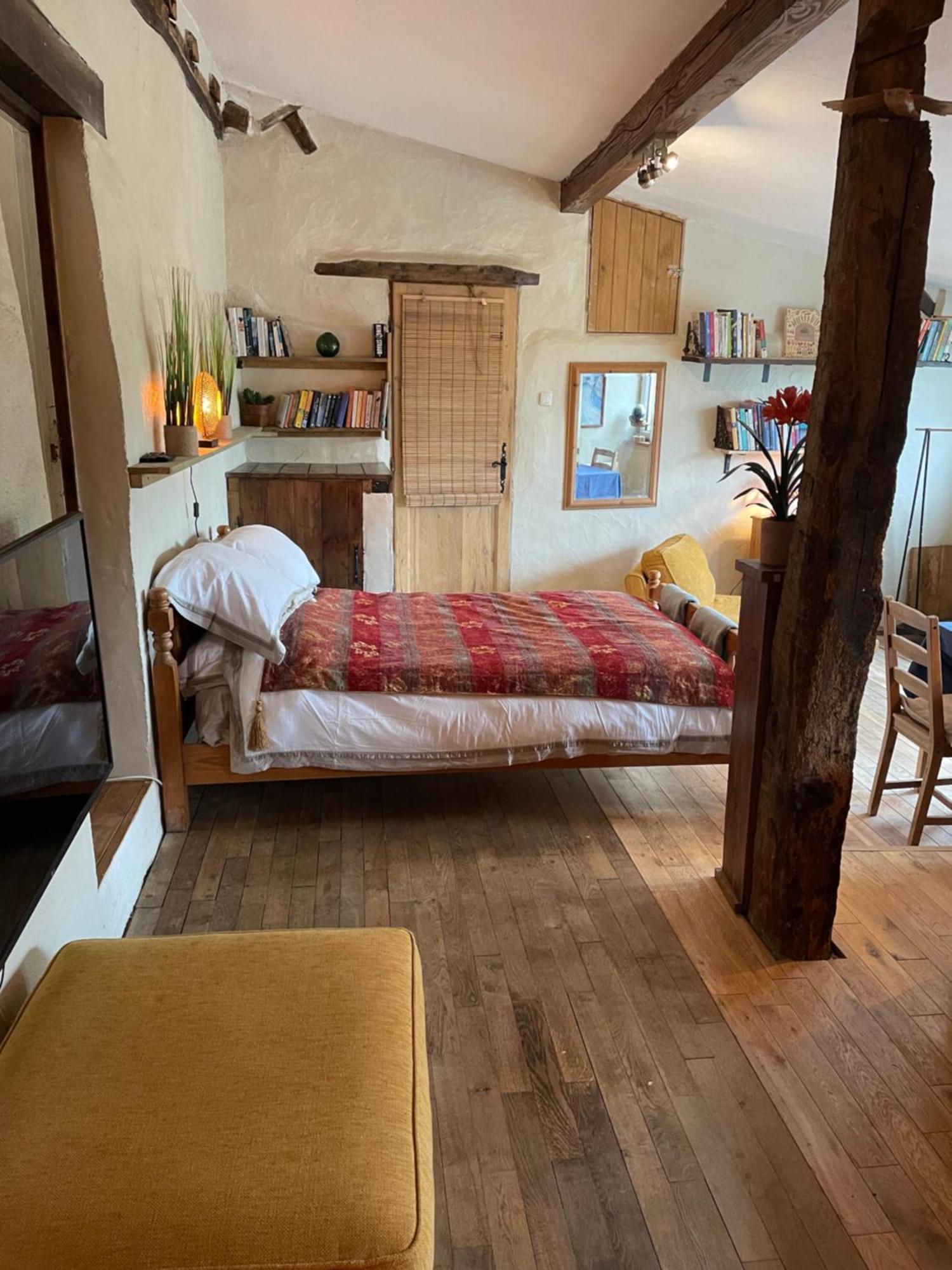 Delightful French Rustic Studio Jumilhac-le-Grand エクステリア 写真